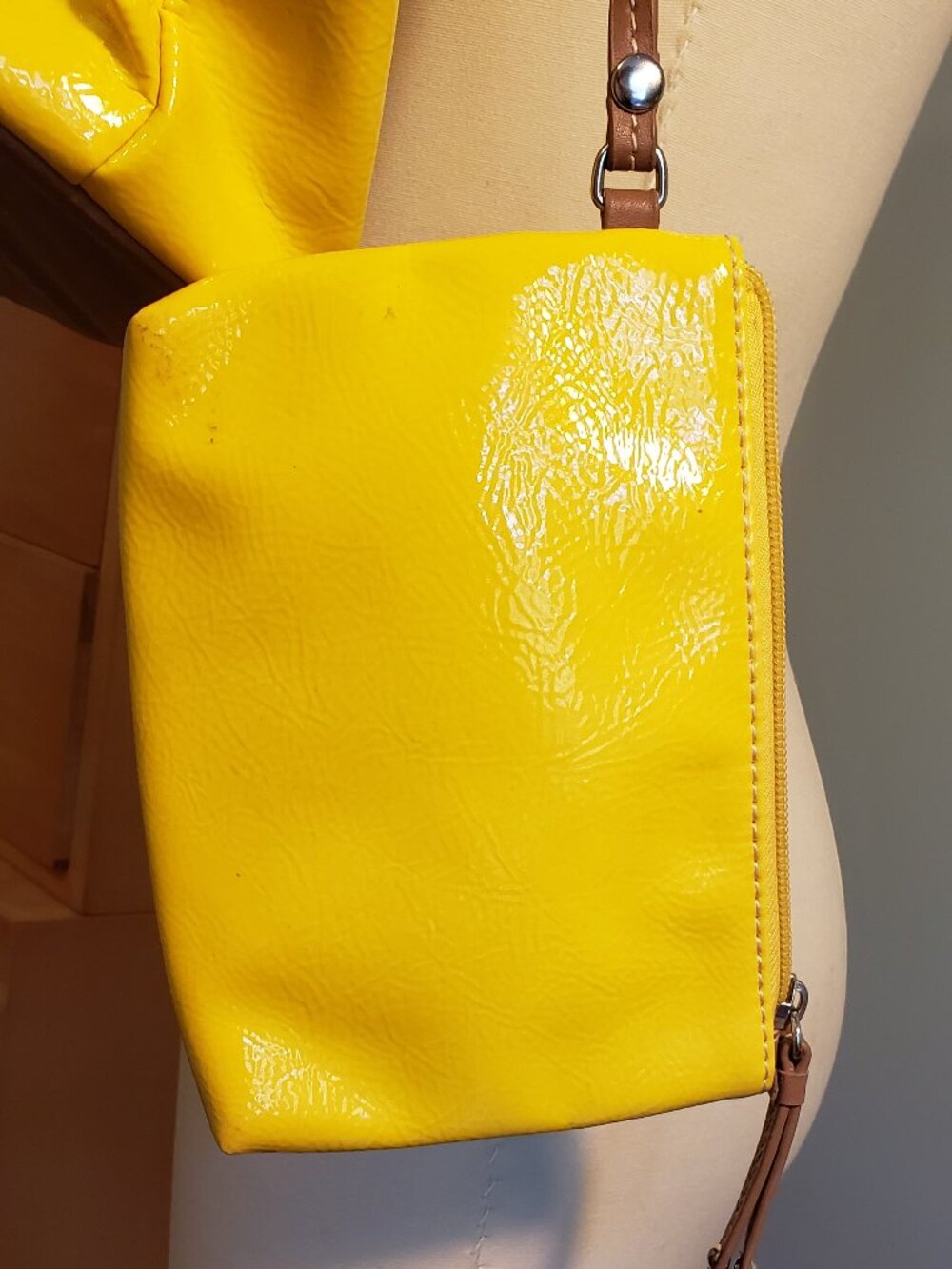 Nine West Shoulder Bag - Picture 6 of 7